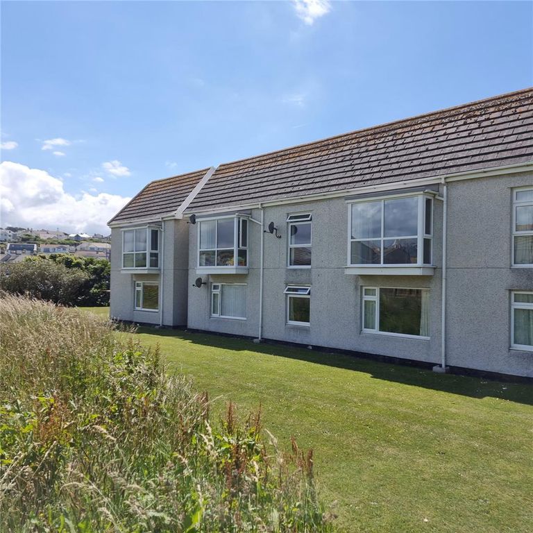 Property photo 2 of 14 Front