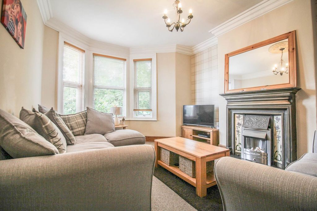 Property photo 2 of 16