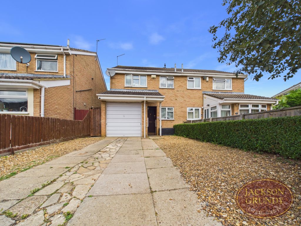 Property photo 1 of 13 Thornfield
