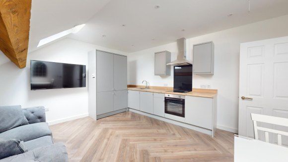 Property photo 2 of 14 9324598.Jpg