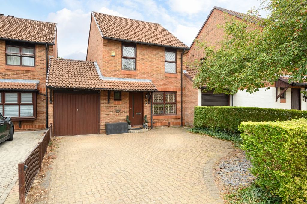 Property photo 1 of 15