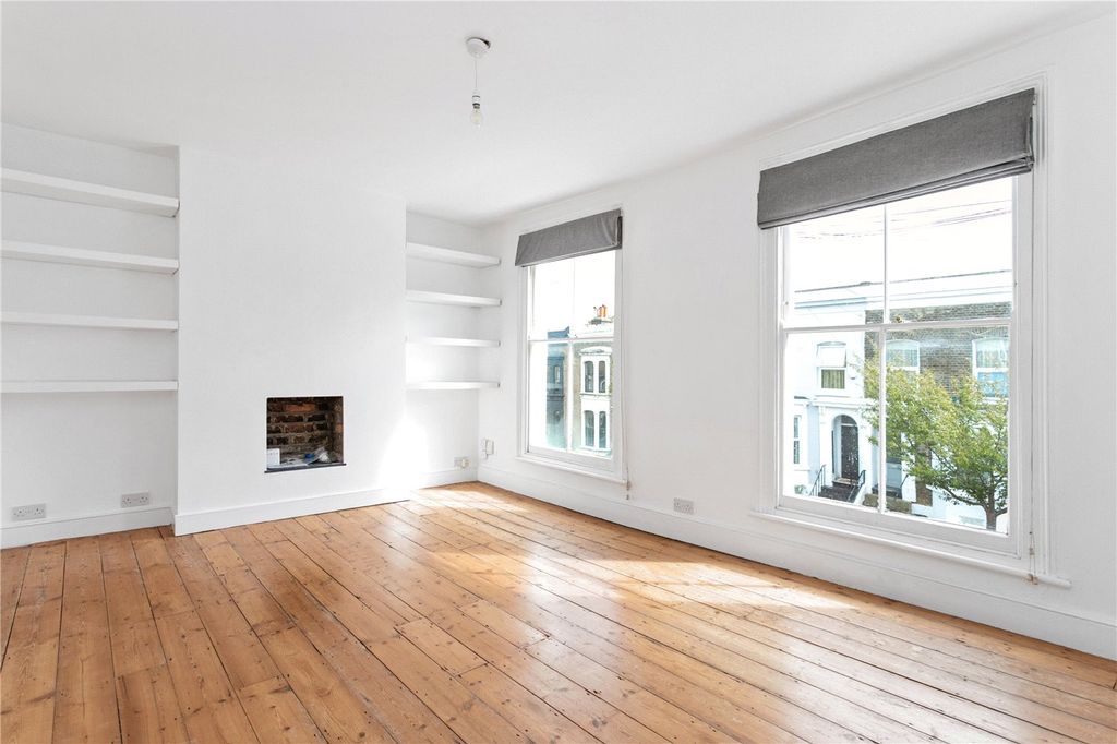Property photo 2 of 11 Picture No. 01