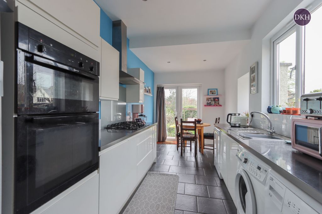 Property photo 3 of 14 Picture No. 06