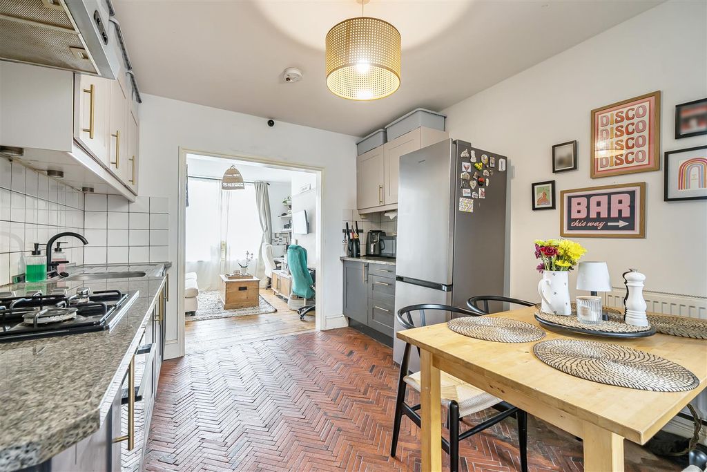 Property photo 1 of 14 Kitchen/Diner