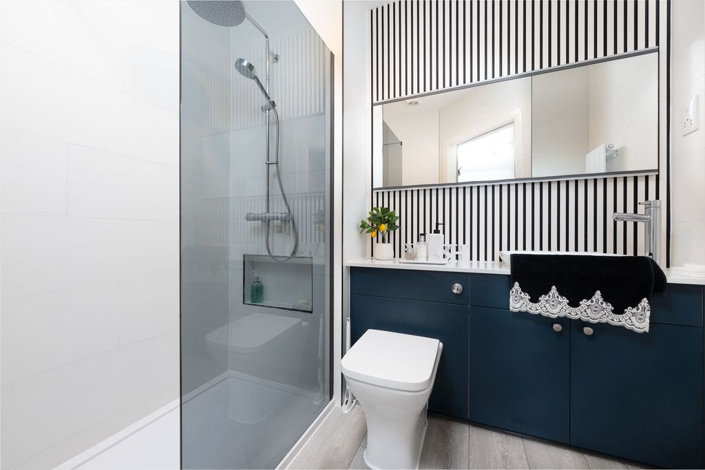 Additional image 21 of 3 bed end terrace house for saleHollybush Lane, Port Glasgow PA14