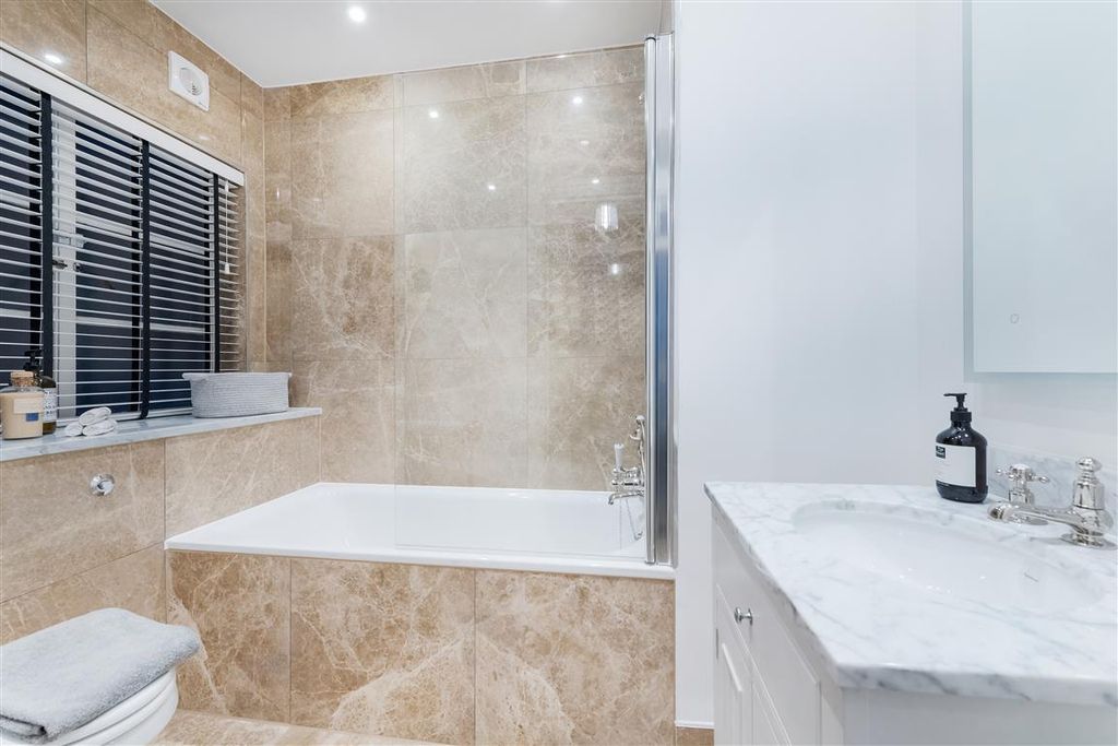 Property photo 3 of 14 Image