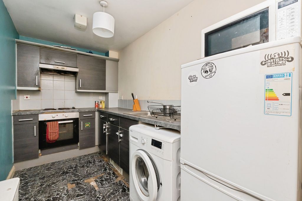 Property photo 2 of 16 Pbox-Img.Jpg