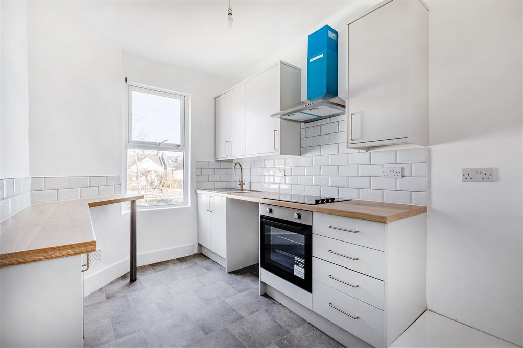 Property photo 1 of 8 Kitchen