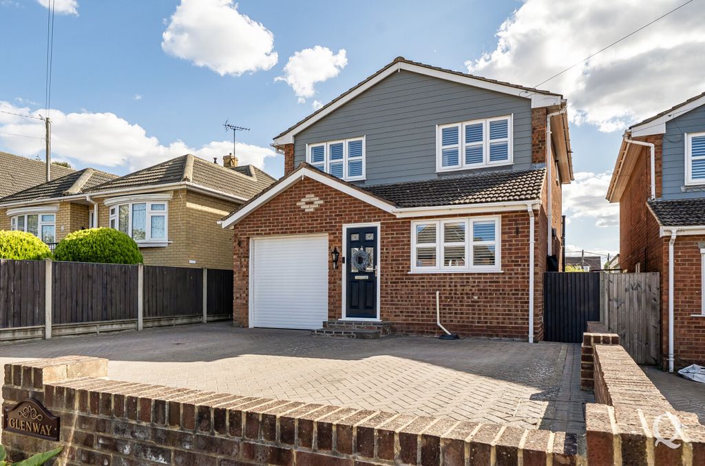 Property photo 1 of 31 B0F1Ac6E-74Fc-4Ac...