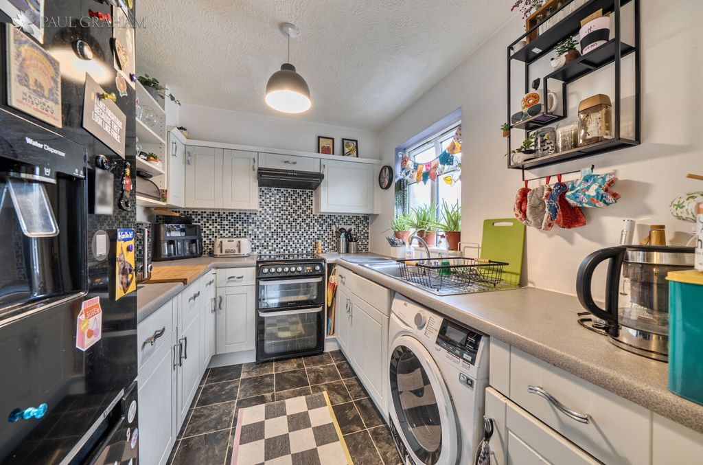 Property photo 3 of 16 9Accde59-5A08-441c-Aa28-6E8Ff3E49B71