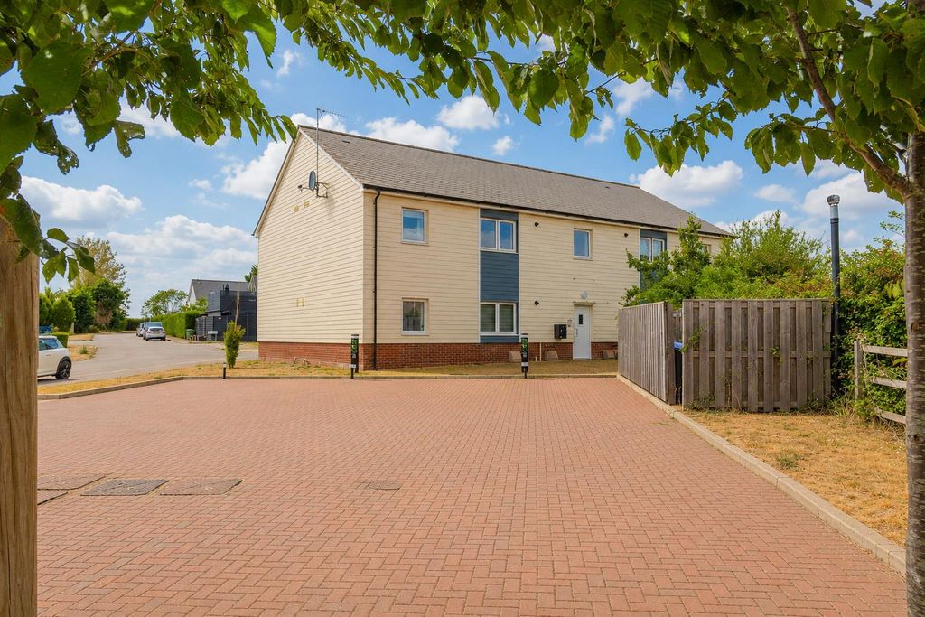 Property photo 1 of 12 Maston Croft, 19 - Ext-13.Jpg