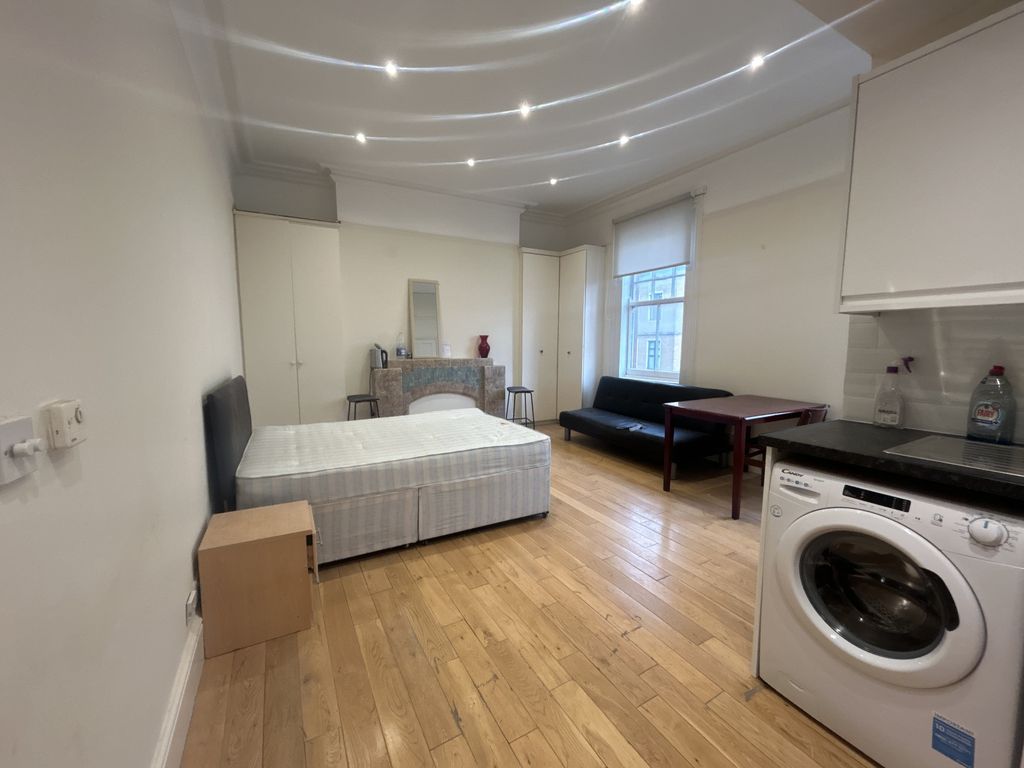Property photo 1 of 4
