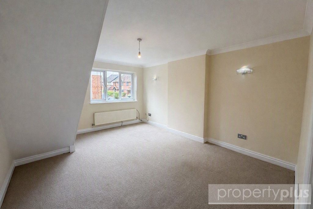 Property photo 3 of 12 Picture No. 19