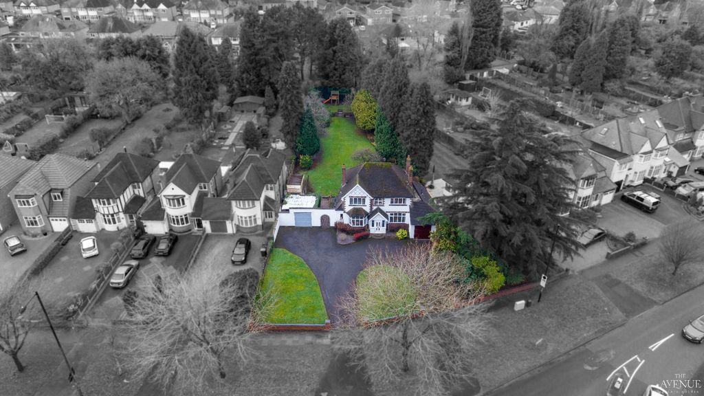 Property photo 2 of 49 4558792