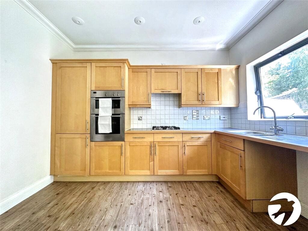 Property photo 3 of 15 Picture No. 12