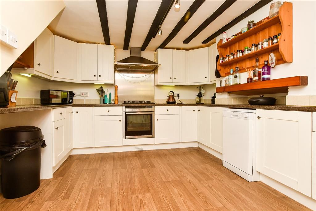 Property photo 3 of 13 Kitchen