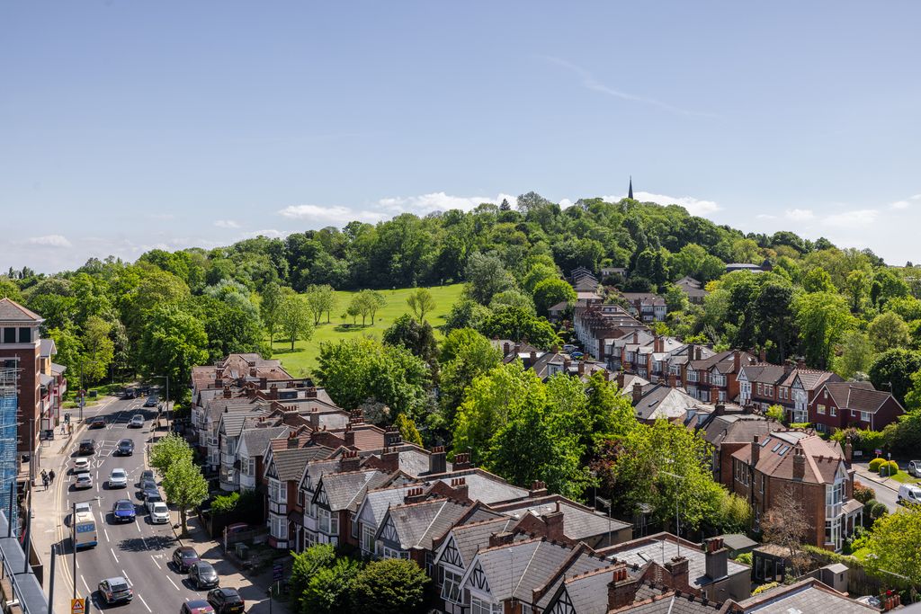 Property photo 3 of 14