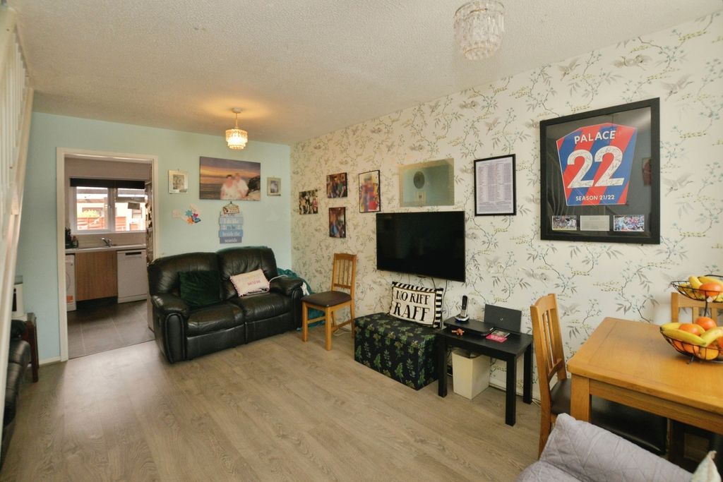 Property photo 2 of 13 Pbox-Img.Jpg