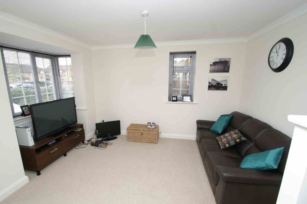 Property photo 3 of 5 Photo