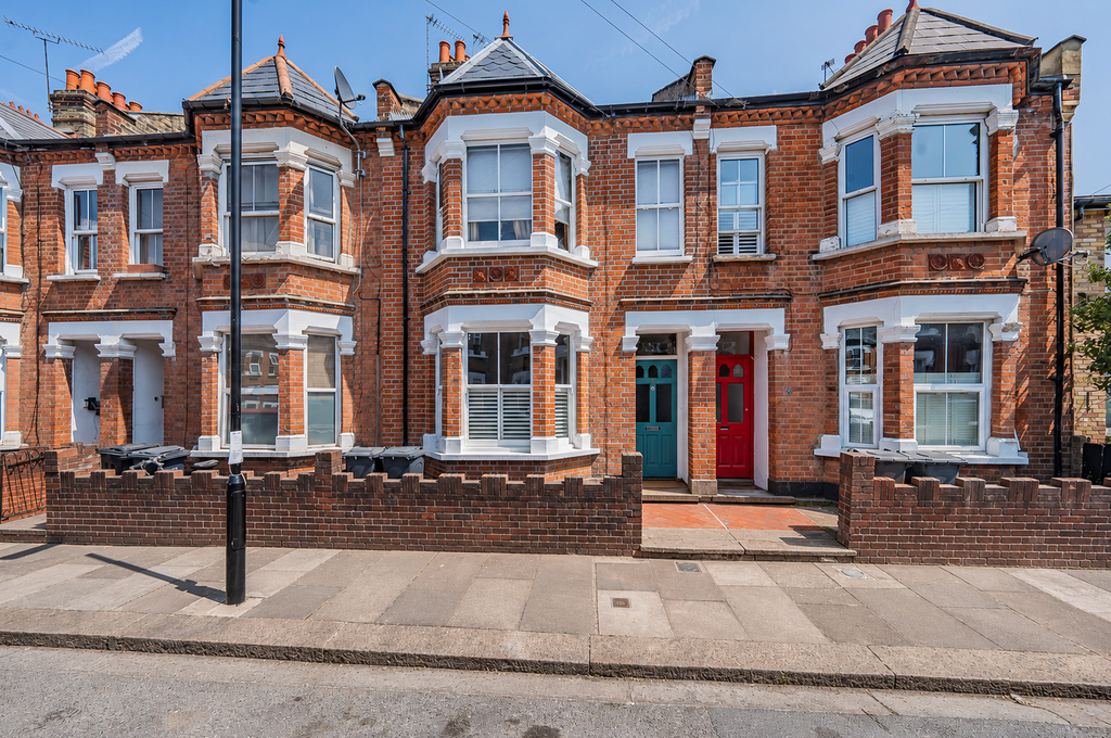 Property photo 1 of 13 1E1615Ec-c6Ec-4c04-8B95-3E9Dea71De59