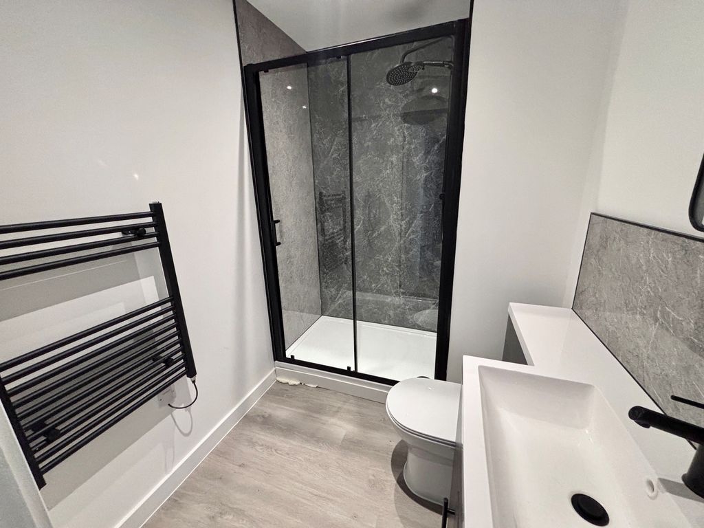 Property photo 3 of 6 Shower Room