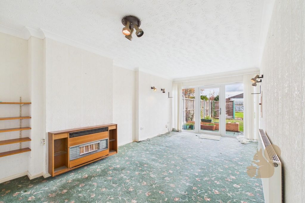 Property photo 3 of 19 Cam01659G0-Pr0641-Still007.Jpg