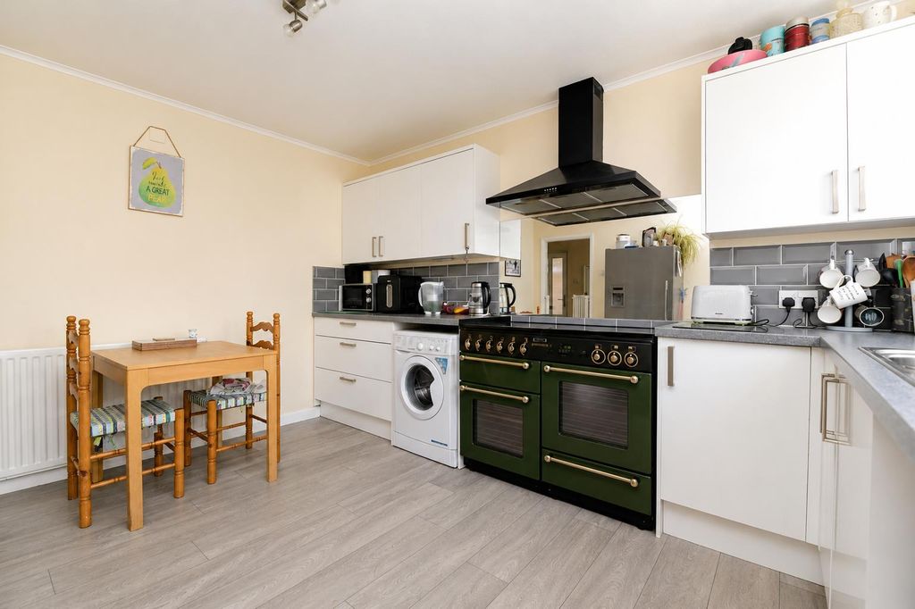 Property photo 2 of 14 Kitchen.Jpg