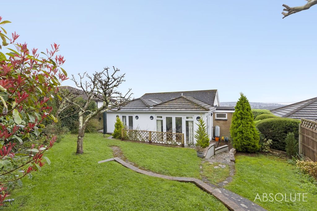 Property photo 1 of 25