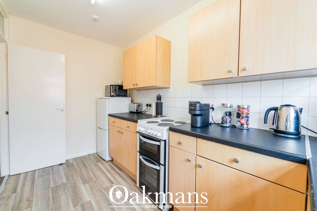 Property photo 3 of 12 Picture No. 26