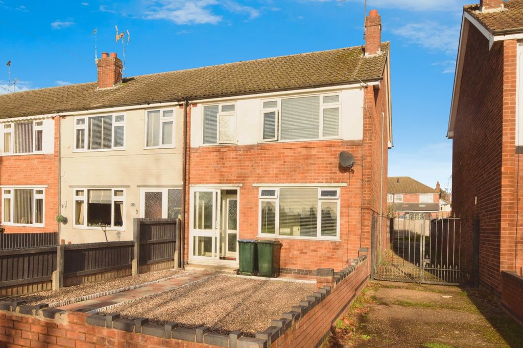 Property photo 1 of 20 Front