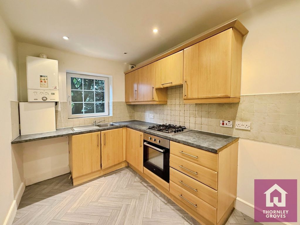 Property photo 2 of 9 Picture No. 13