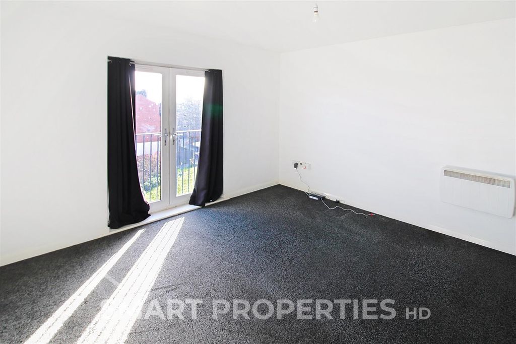 Property photo 2 of 8 Apt-11-Regency-Gardens_00001.Jpg