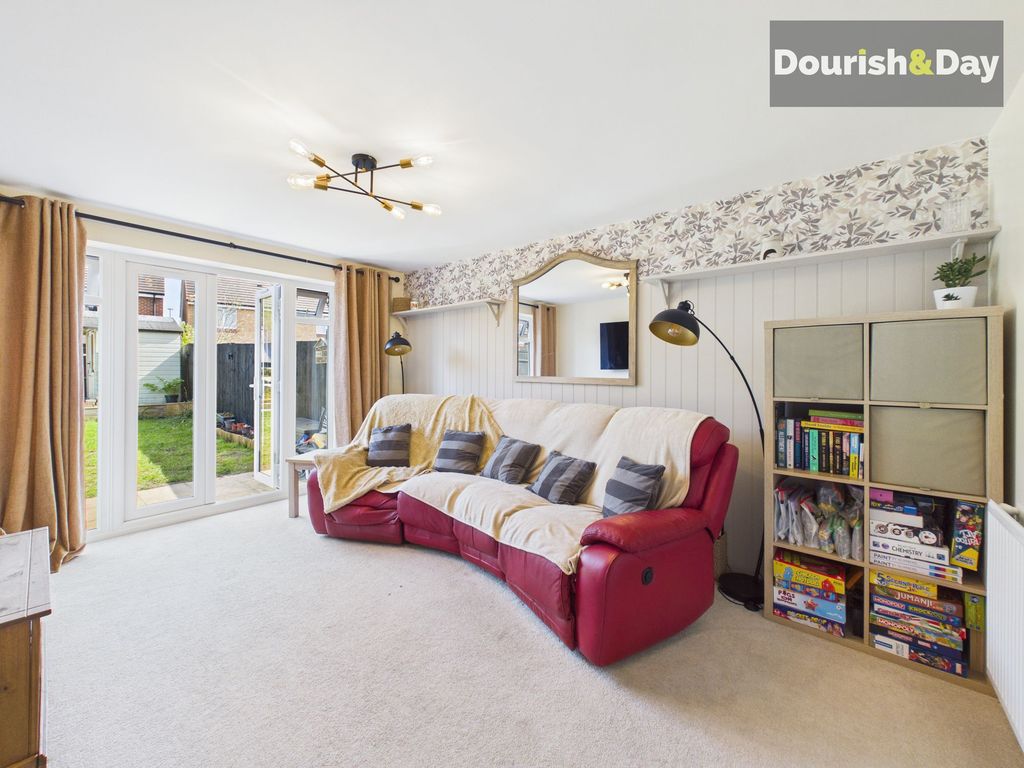 Property photo 2 of 19