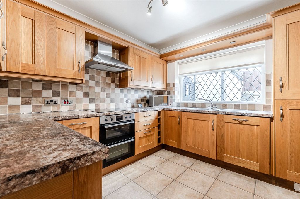 Property photo 3 of 12 Picture No. 09