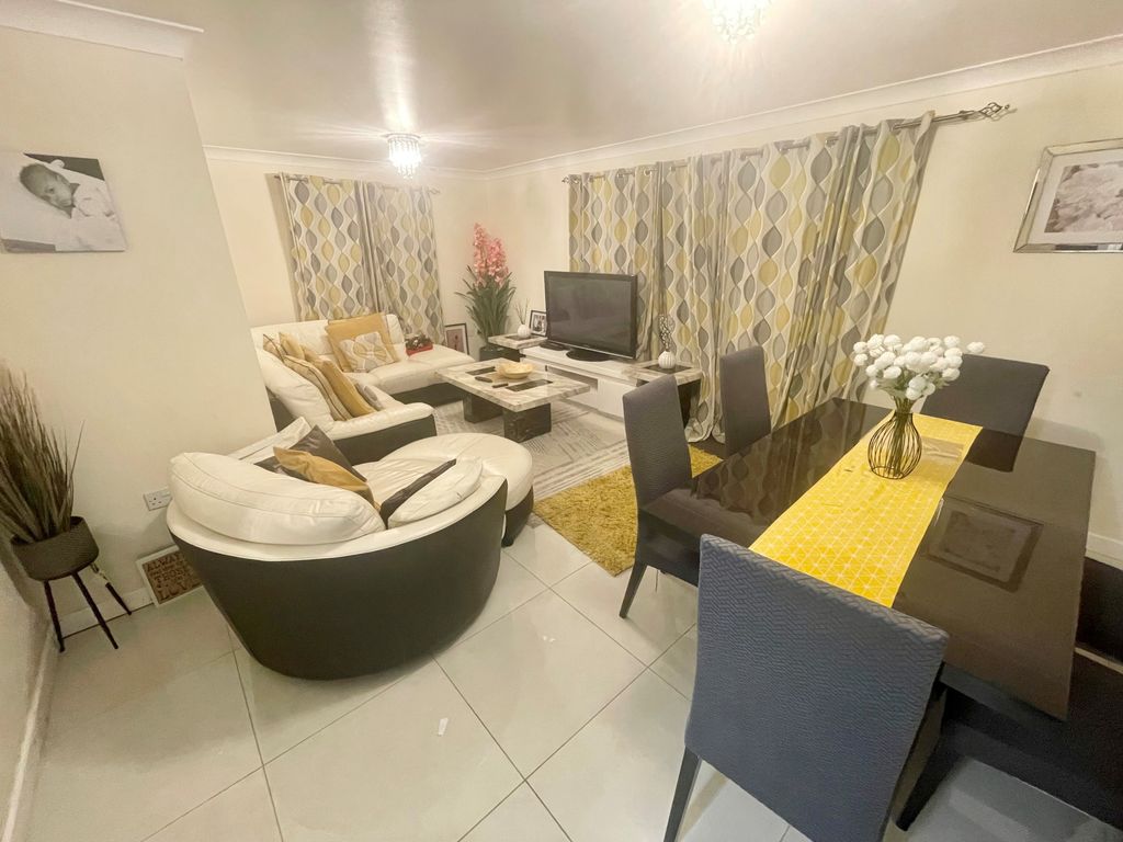 Property photo 2 of 15 View