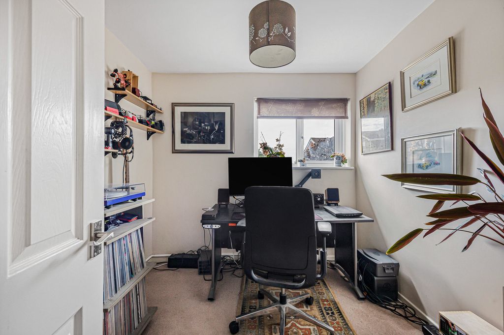Additional image 13 of 3 bed bungalow for saleBroadwater Road, Twyford RG10