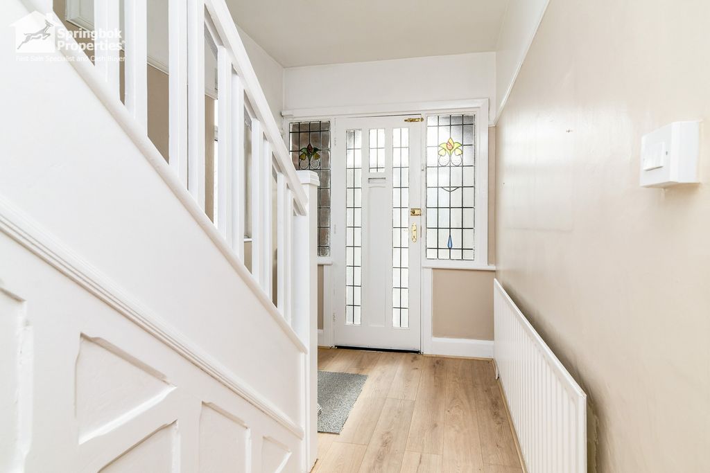 Property photo 2 of 25 Image 2