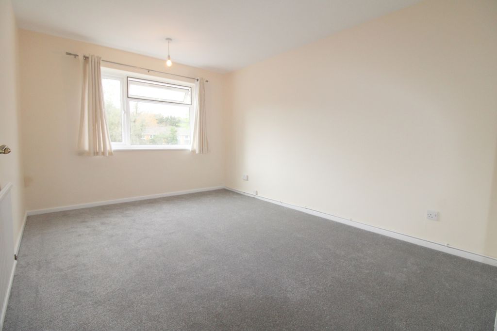 Property photo 2 of 7 Img_2774