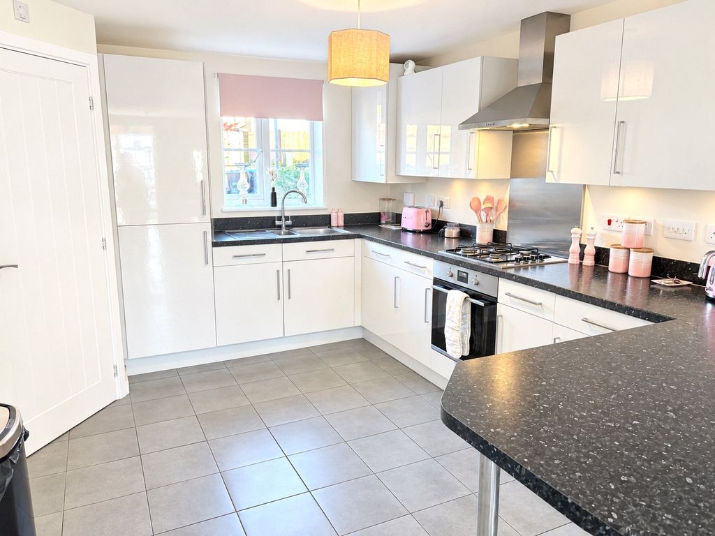 Property photo 2 of 7 Picture No. 05