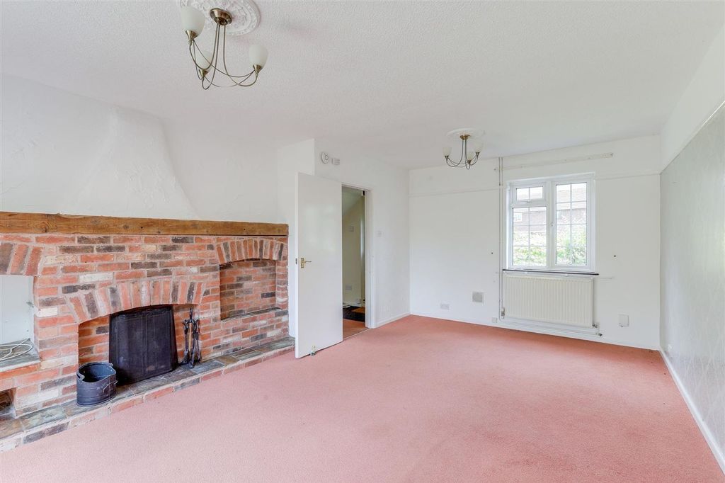 Property photo 3 of 24