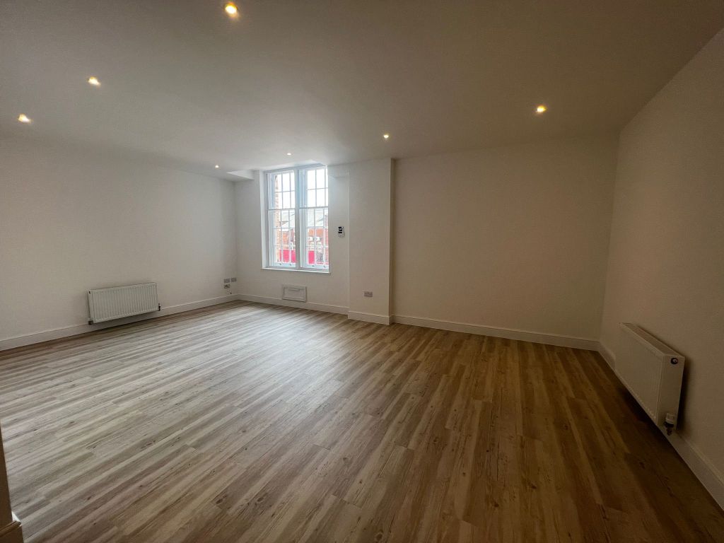 Property photo 2 of 5 Living Room