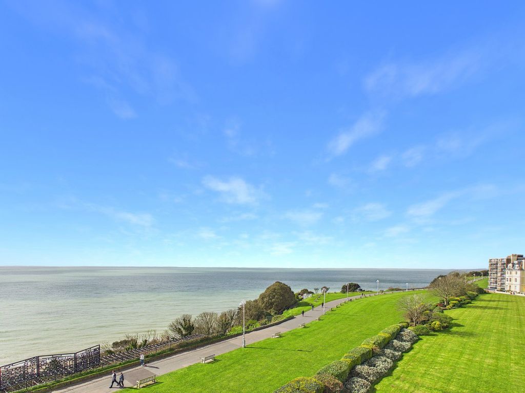 Property photo 1 of 19 Sea View