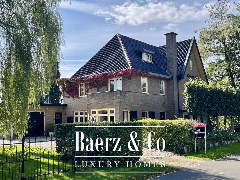 Property photo 1 of 60