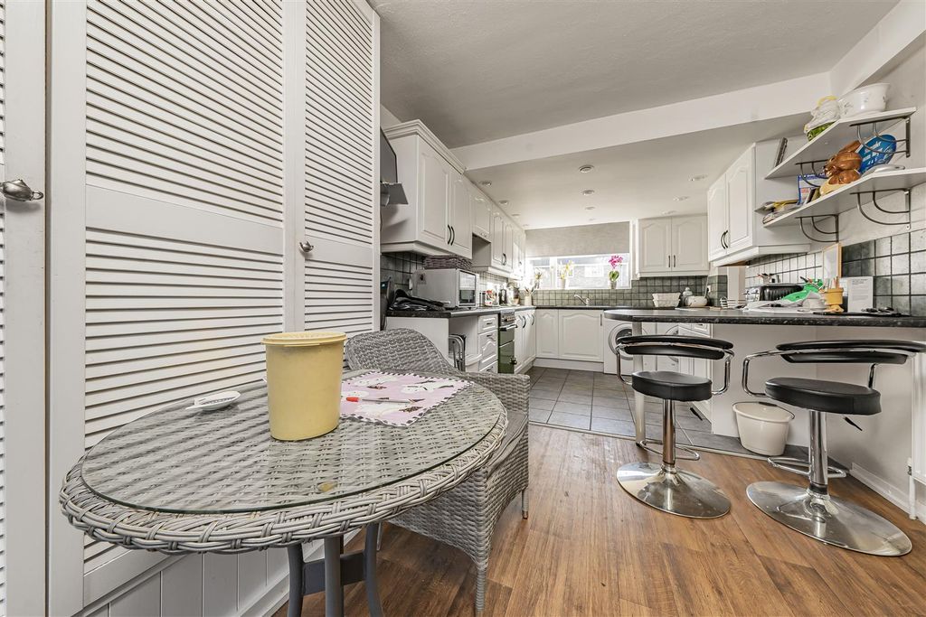 Property photo 3 of 15 Photo Jan 28 2026, 10 29 42 Am.Jpg