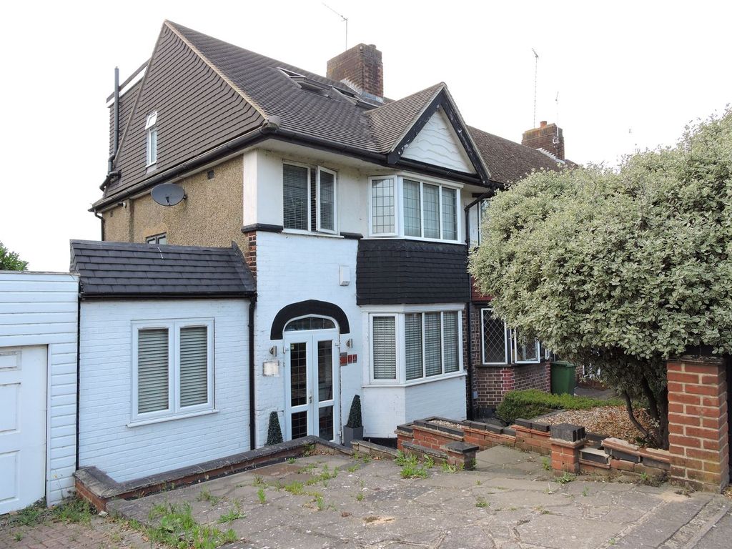 Property photo 1 of 31