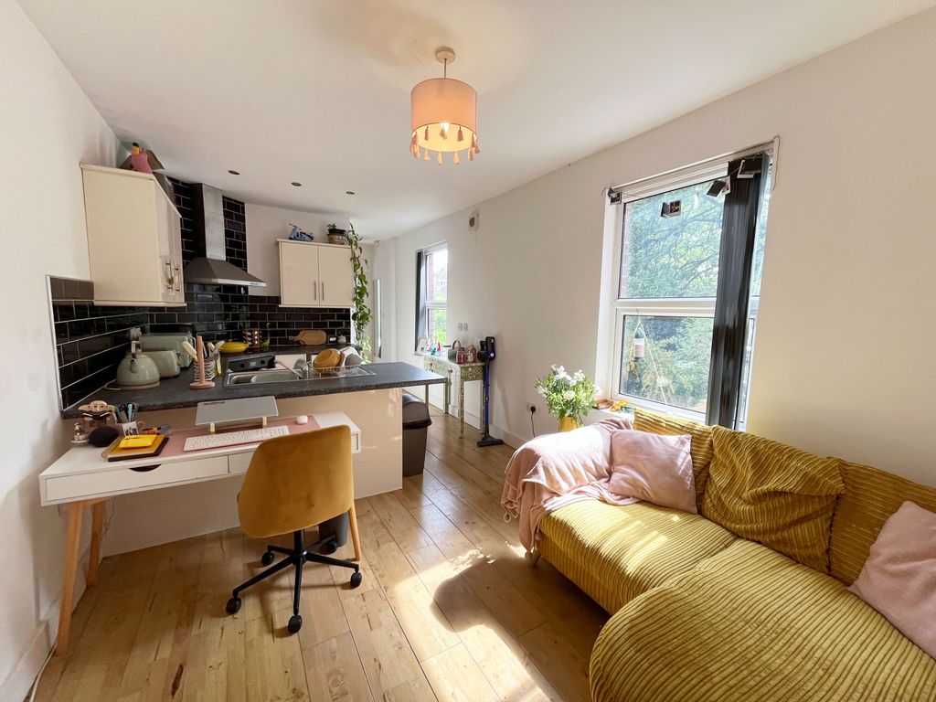 Property photo 2 of 7