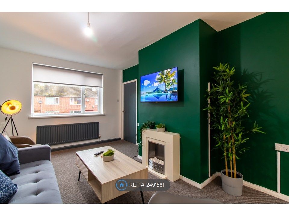 Property photo 2 of 10