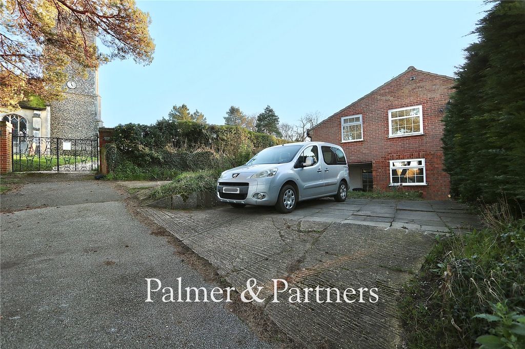 Property photo 2 of 19 Picture No. 06