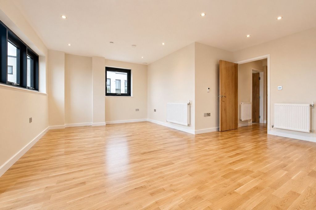 Property photo 3 of 12 Picture No. 36