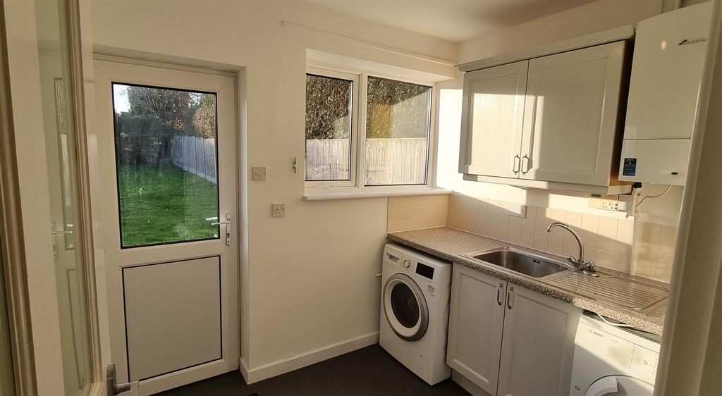 Additional image 19 of 4 bed detached house to rentMalthouse Lane, Kenilworth CV8